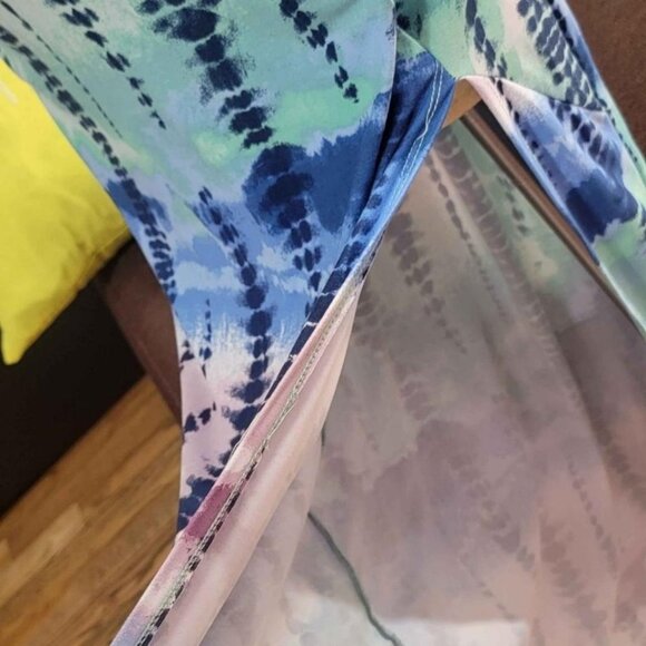 Derek Heart Dress - Picture 4 of 12